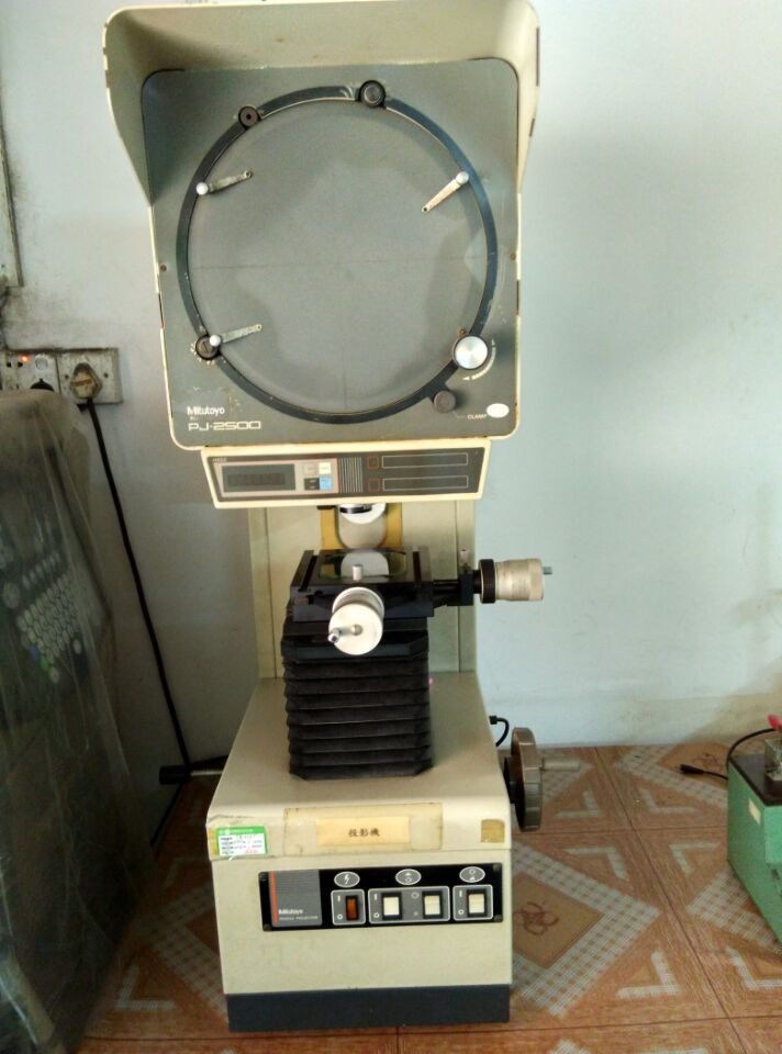 投影測試機.jpg